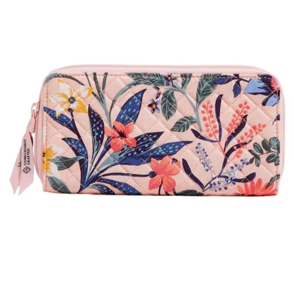 Vera Bradley RFID Jordin Continental Floral Quilted Paradise Coral Wallet NWOT - Picture 1 of 7